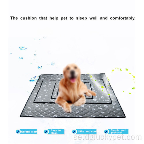 Andningsbar Anti-slip Anti-smutsig hundfordonsmatta Pet Cushion